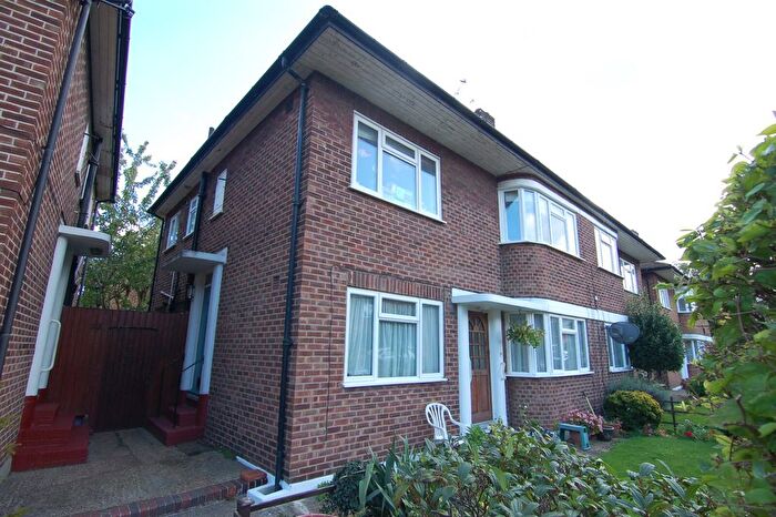 2 Bedroom Maisonette To Rent In Braeside Avenue, Wimbledon, SW19