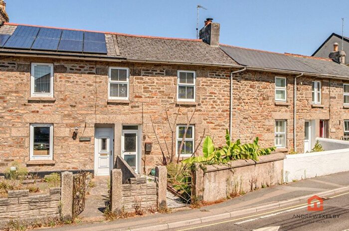 2 Bedroom Terraced House For Sale In Penpol Road, Hayle, TR27