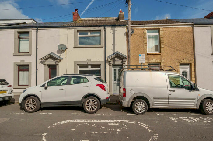 3 Bedroom Property To Rent In Rodney Street, Swansea, SA1