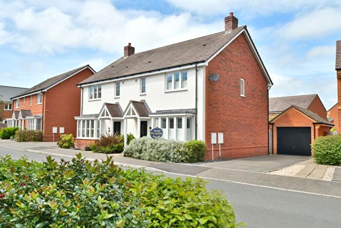 3 Bedroom Semi Detached House For Sale In Beech Way, Wimborne, BH21