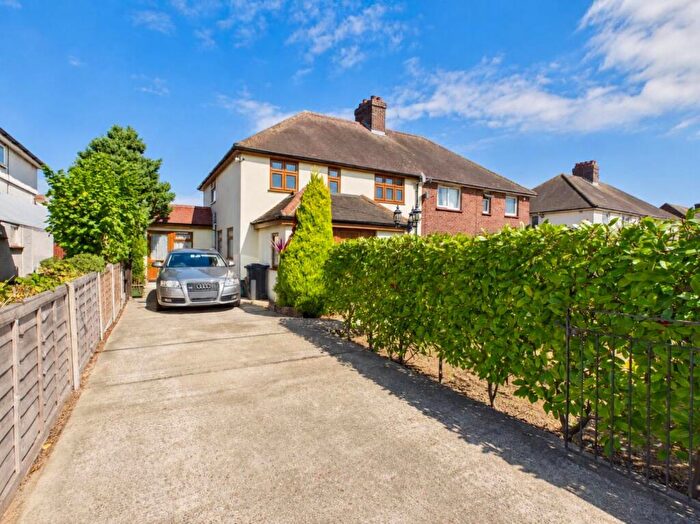 4 Bedroom Semi-Detached House For Sale In Sparrows Corner, Great Oakley, Harwich, CO12