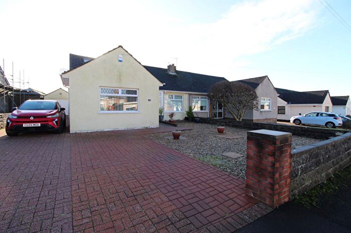 4 Bedroom Semi Detached Bungalow For Sale In Mayfield Avenue, Laleston, Bridgend, Bridgend County., CF32