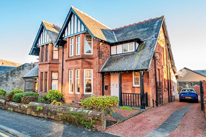 3 Bedroom House For Sale In Auchincampbell Road, Hamilton, ML3