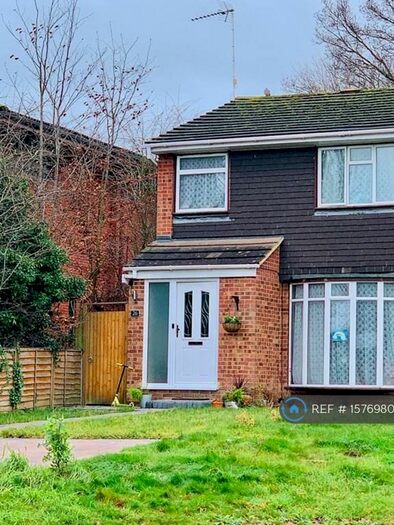 3 Bedroom Semi-Detached House To Rent In Switchback Road South, Maidenhead, SL6