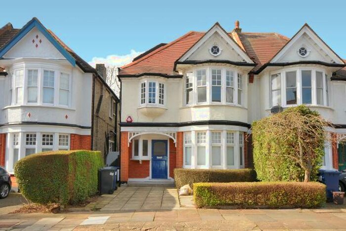 5 Bedroom Detached House To Rent In Holmwood Gardens, London, N3