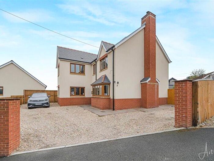5 Bedroom Detached House For Sale In Cook Rees Avenue, Neath, SA11