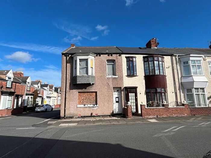 3 Bedroom End Of Terrace House For Sale In Burnville Road, Sunderland, SR4