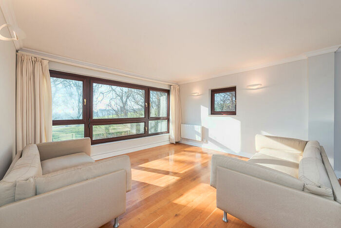 2 Bedroom Flat To Rent In Primrose Hill Road, Primrose Hill, NW3