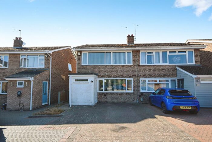4 Bedroom Semi Detached House For Sale In Medley Road, Rayne, Braintree, CM77