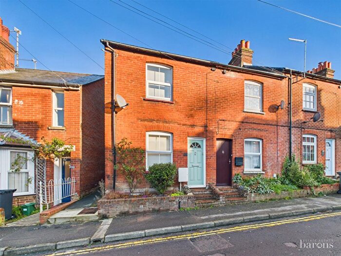 2 Bedroom End Terrace House For Sale In Flaxfield Road, Basingstoke, RG21