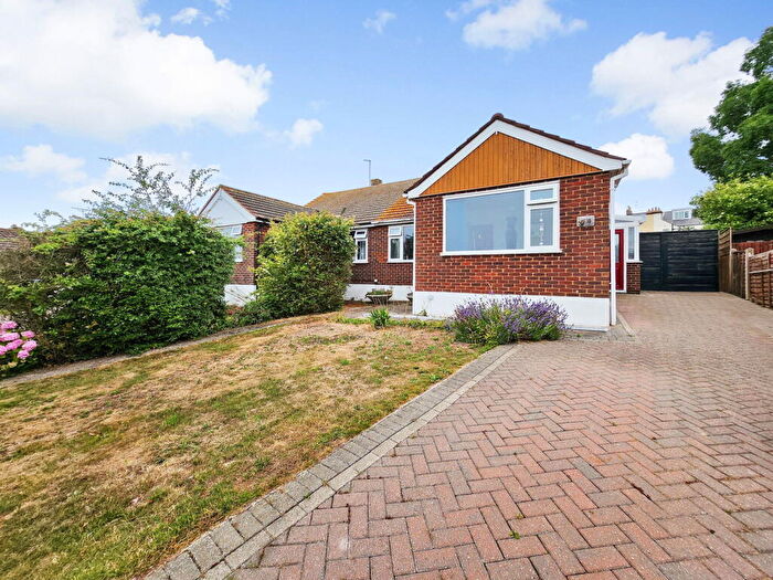 3 Bedroom Semi-Detached Bungalow For Sale In Orchard Close, Minster, Ramsgate, CT12