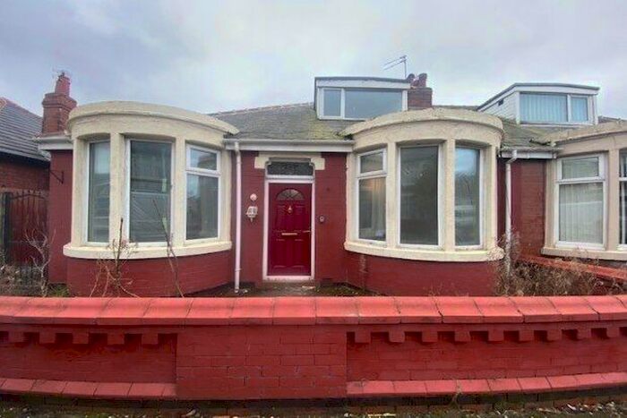 3 Bedroom Semi-Detached House To Rent In Romney Avenue, Blackpool, FY4