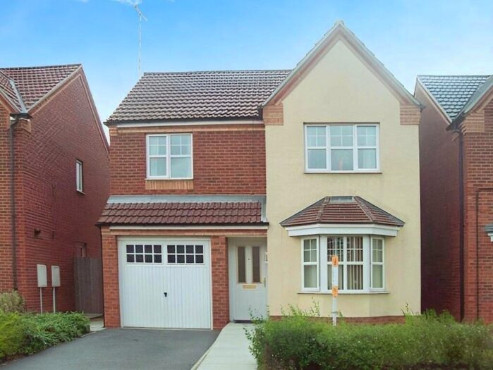 3 Bedroom Detached House To Rent In Dunsil Road, Mansfield Woodhouse, NG19