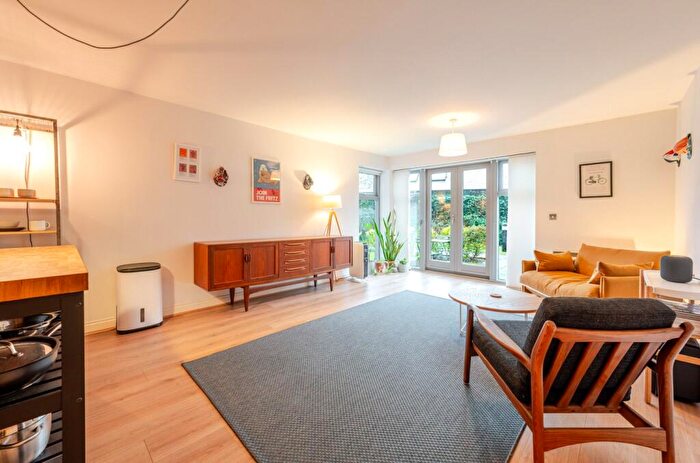1 Bedroom Apartment For Sale In Avenue Road, Leamington Spa, Warwickshire, CV31
