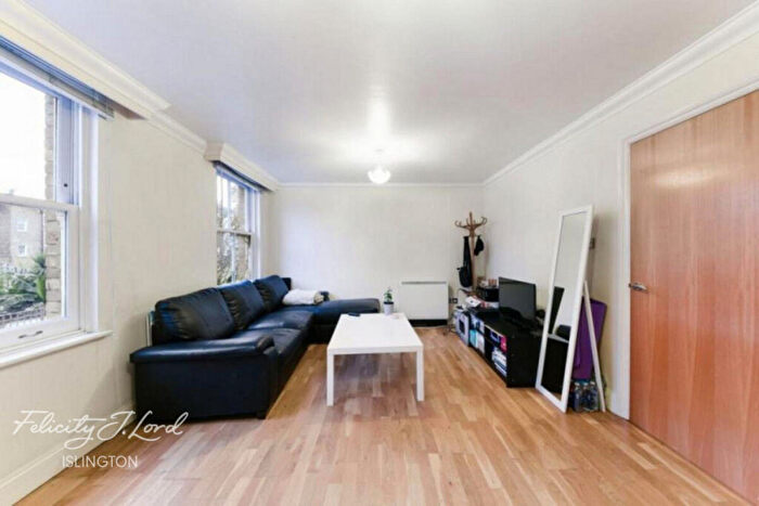 2 Bedroom Apartment For Sale In Haverstock Place, Islington, N1