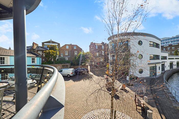 2 Bedroom Flat To Rent In Lyme Street, Camden, NW1