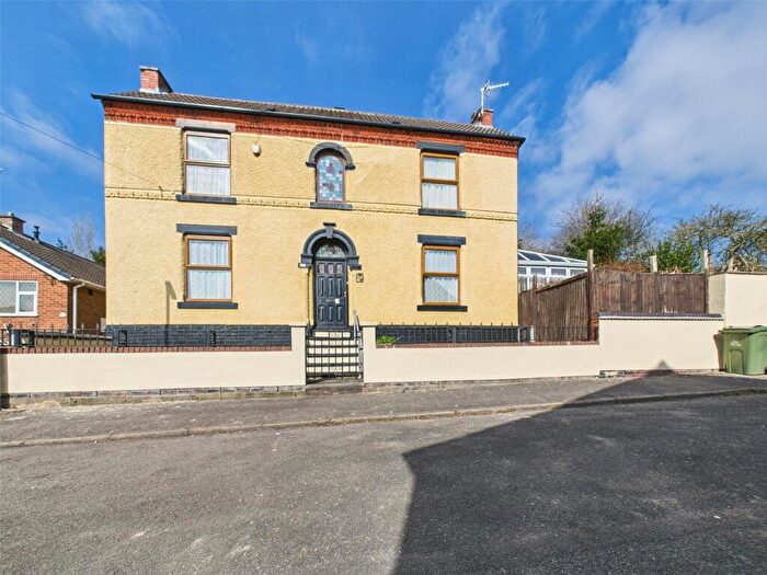 3 Bedroom Detached House For Sale In Ash Mount Road, Langley Mill, Nottingham, Derbyshire, NG16