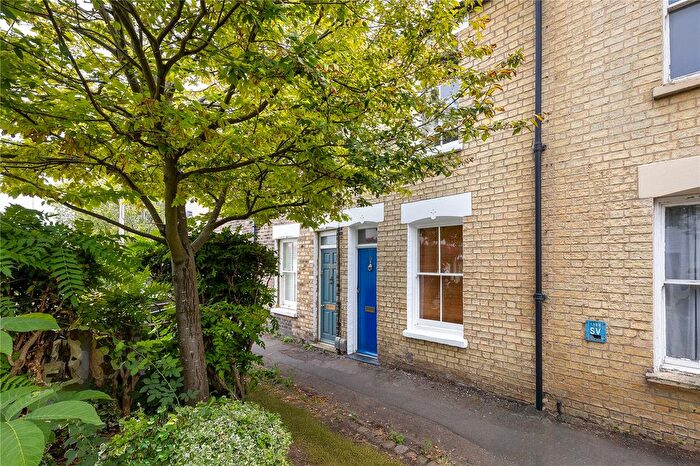 2 Bedroom Terraced House To Rent In Hooper Street, Cambridge, Cambridgeshire, CB1