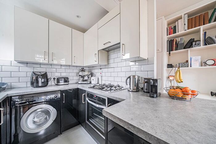 1 Bedroom Flat For Sale In Haven Lane, London, W5