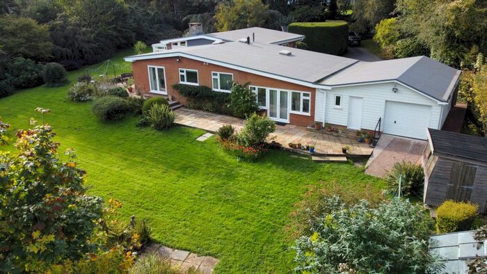 4 Bedroom Bungalow For Sale In West Hill, Ottery St. Mary, EX11