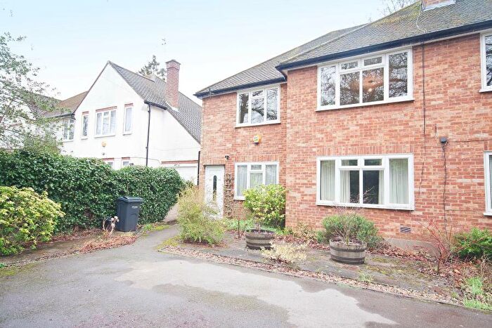 2 Bedroom Flat To Rent In Wellington Road, HA5