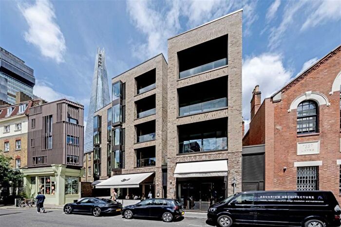3 Bedroom Flat For Sale In Snowsfields, London Bridge, SE1