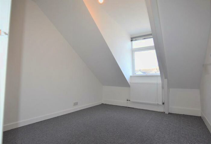 1 Bedroom Flat To Rent In Benbow Street, Stoke, PL2