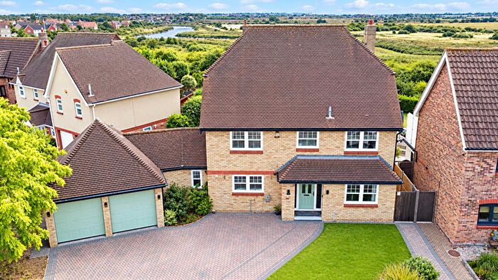 5 Bedroom House For Sale In Bywater Road, South Woodham Ferrers, Chelmsford, CM3