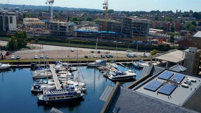 2 Bedroom Apartment To Rent In The Cambria, Regatta Quay, Ipswich, Suffolk, IP4