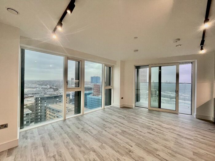 2 Bedroom Flat To Rent In Portal Way, London, W3