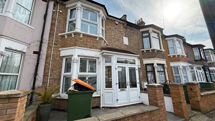 5 Bedroom Terraced House To Rent In Halley Road, London, E7