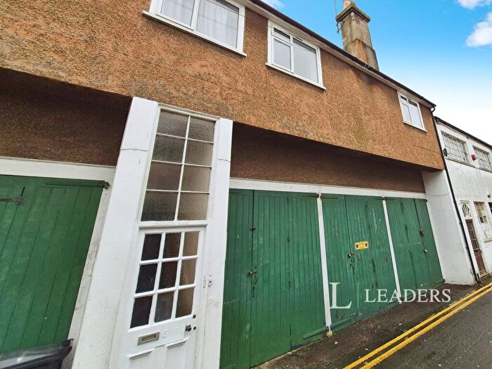 2 Bedroom Flat To Rent In Lushington Lane, Eastbourne, East Sussex, BN21