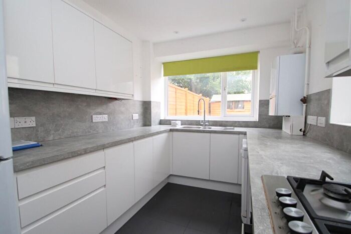 2 Bedroom Terraced House For Sale In Bath Road, Portsmouth, Hampshire, PO4