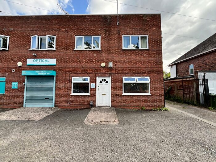 2 Bedroom Flat To Rent In Flat, The Avenue, Featherstone, WV10