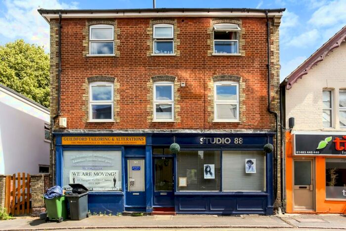 2 Bedroom Flat To Rent In Haydon Place Guildford, GU1