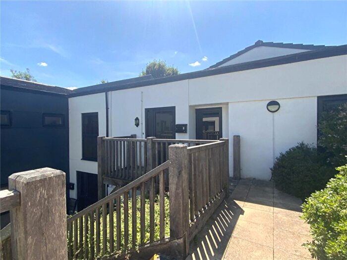 2 Bedroom Apartment For Sale In Cherry Orchard House, Cherry Orchard, Marlborough, SN8