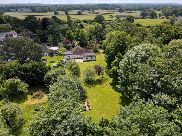 4 Bedroom Detached House For Sale In Smallfield Road, Horne, RH6