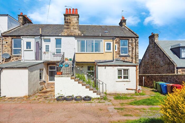 2 Bedroom Flat For Sale In Dean Road, Bo'ness, EH51