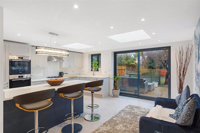 4 Bedroom Semi-Detached House For Sale In Dulwich Wood Avenue, London, SE19