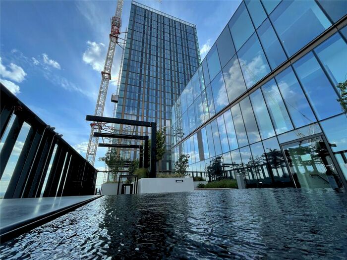 2 Bedroom Apartment To Rent In Victoria Residence, Silvercroft Street, Manchester, M15