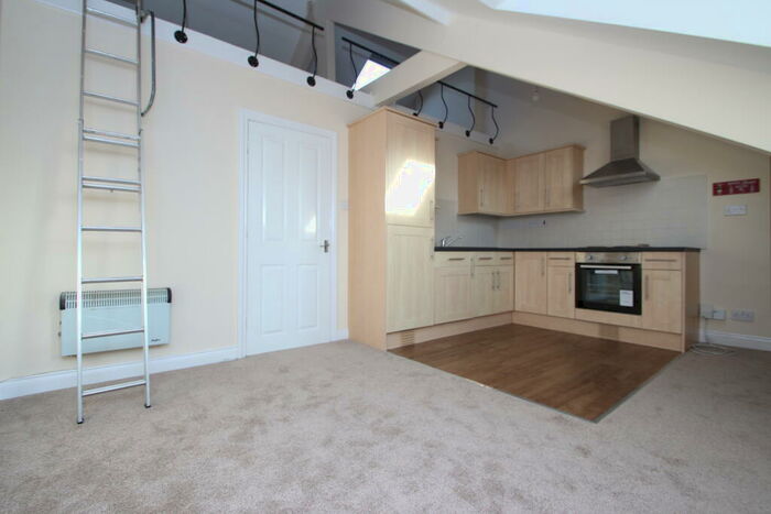 3 Bedroom Flat To Rent In Osborne Terrace, Jesmond, NE2