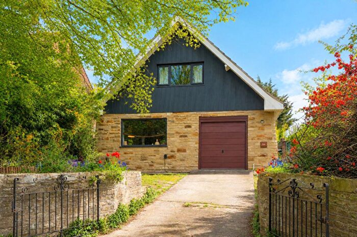 3 Bedroom Detached House For Sale In Askham Lane, York, YO24