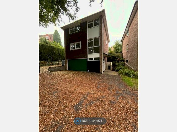 4 Bedroom Detached House To Rent In Manor Road, Sutton Coldfield, B73