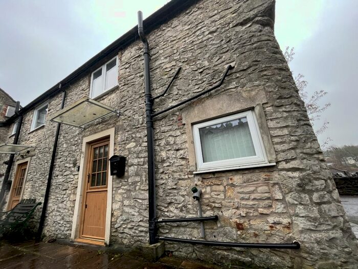 1 Bedroom Semi-Detached House To Rent In Zion Hill, Shepton Mallet, BA4