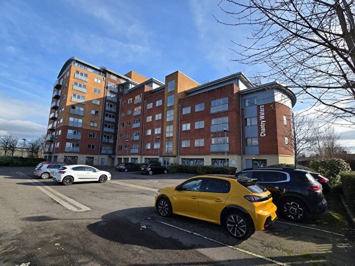 1 Bedroom Flat For Sale In Chantry Waters, Waterside Way, Wakefield, West Yorkshire, WF1