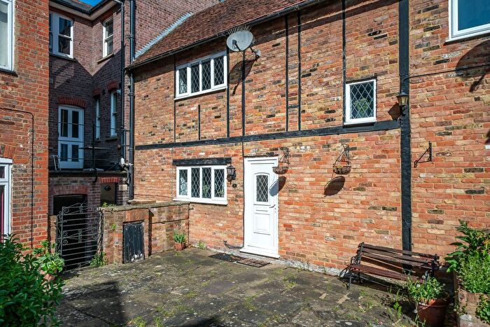 1 Bedroom Terraced House For Sale In Sun Square, Hemel Hempstead, HP1