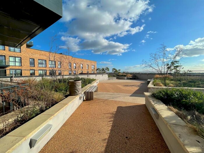 1 Bedroom Flat For Sale In Merrick Road, Southall, UB2