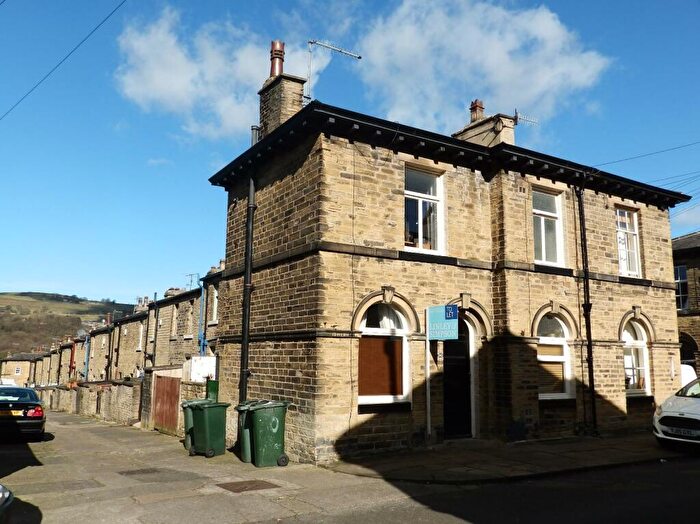 1 Bedroom House To Rent In Titus Street, Shipley, West Yorkshire, BD18