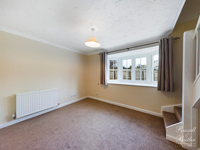 1 Bedroom End Of Terrace House To Rent In Avenue Road, Winslow, MK18