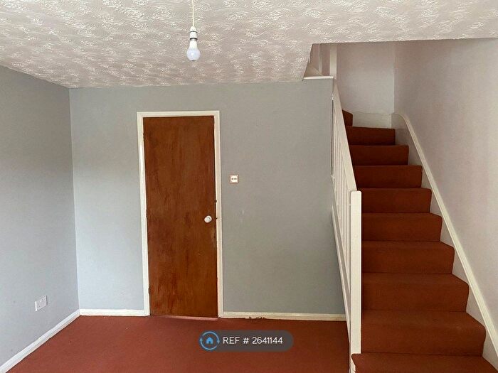 2 Bedroom Semi-Detached House To Rent In Ripon Court, Biggleswade, SG18
